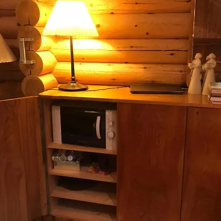 Chalet Log Cabin Pikku-Elsa